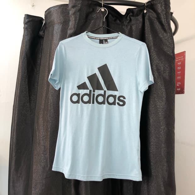 Vintage 💿 Adidas sky short sl
