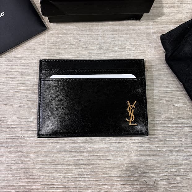 (정품/새상품) 생로랑 블랙 금장 YSL 모노그램 카드지갑