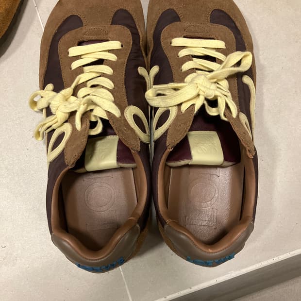 로에베 발레 러너2.0 판매합니다 43사이즈