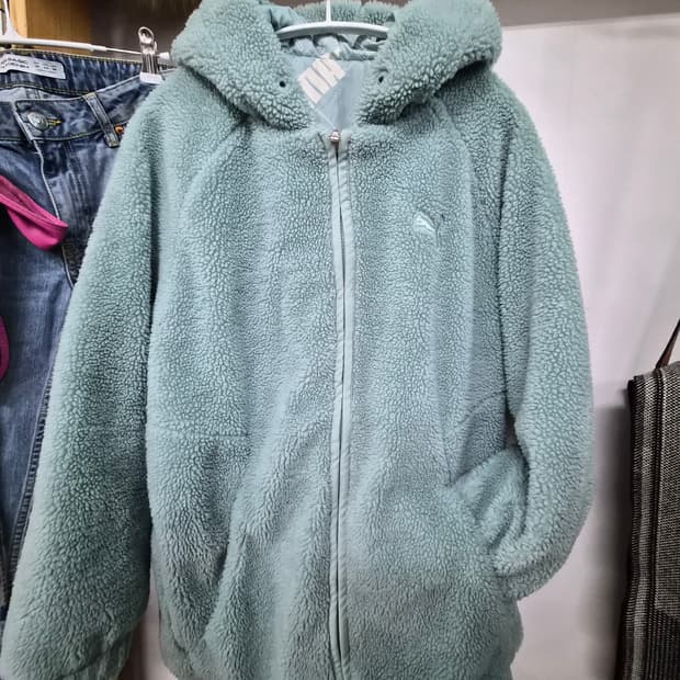 퓨마 리버시블 뽀글이 집업