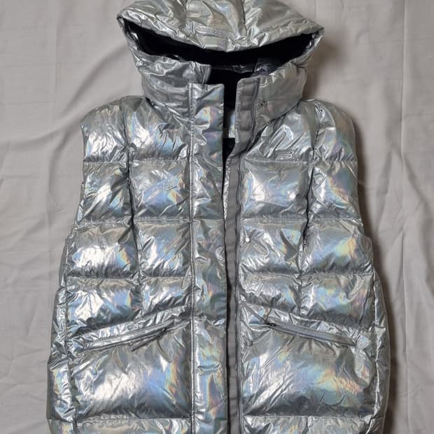 뉴발란스 루즈핏 조끼패딩 매탈실버