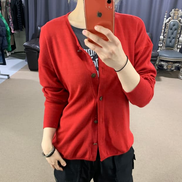 이세이미야케 앤틱 버튼 가디건 레드 9 사이즈 일본빈티지