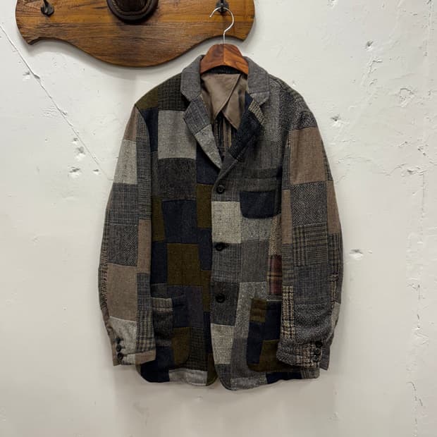 L) BEAMS+ Patchwork Wool Blazer