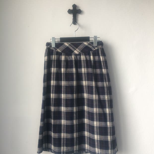 Belted check pattern skirt