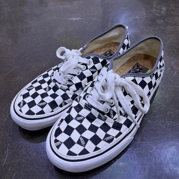 반스 어센틱 체커보드 블랙 앤 화이트 스니커즈 250