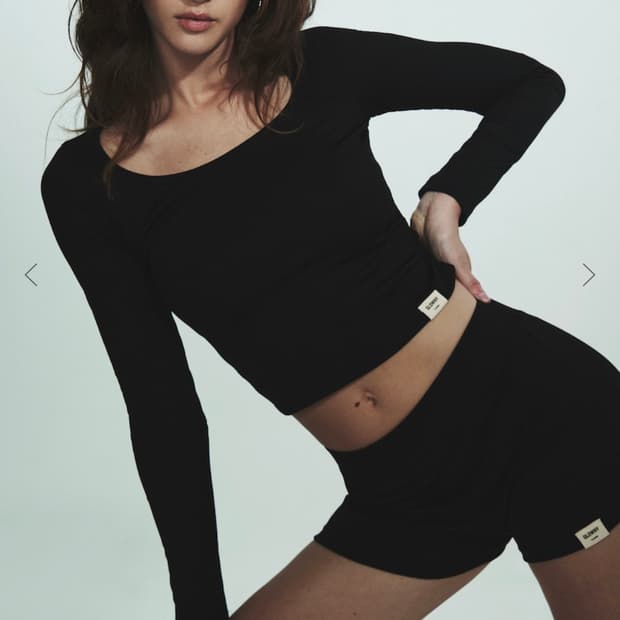 [글로니] CLASSIC RIB SCOOP LONG SLEEVE