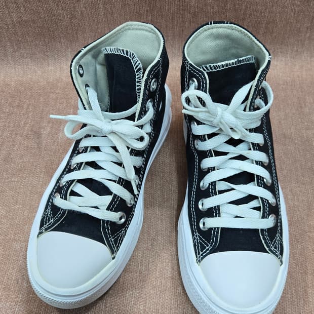 컨버스 235mm-  척테일러 올스타 무브 하이