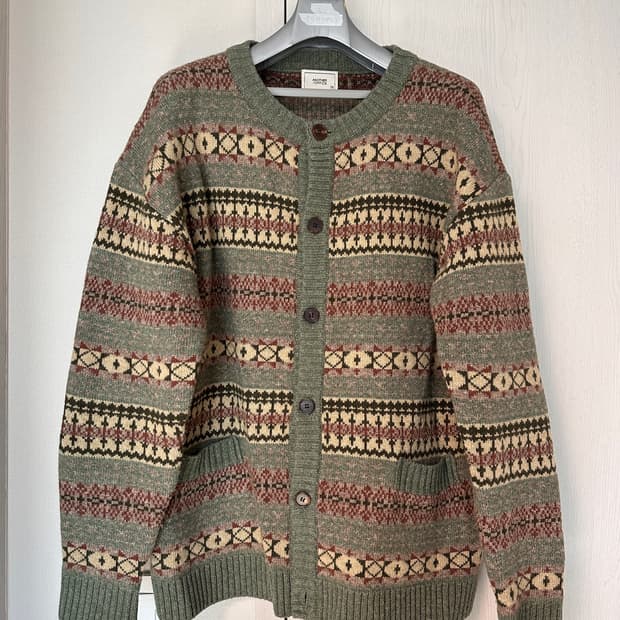 어나다 오피스 그랜마 가디건 03