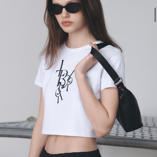 (FREE) 레더리 LR 로고 크롭 반팔 티셔츠 [WHITE] 판매