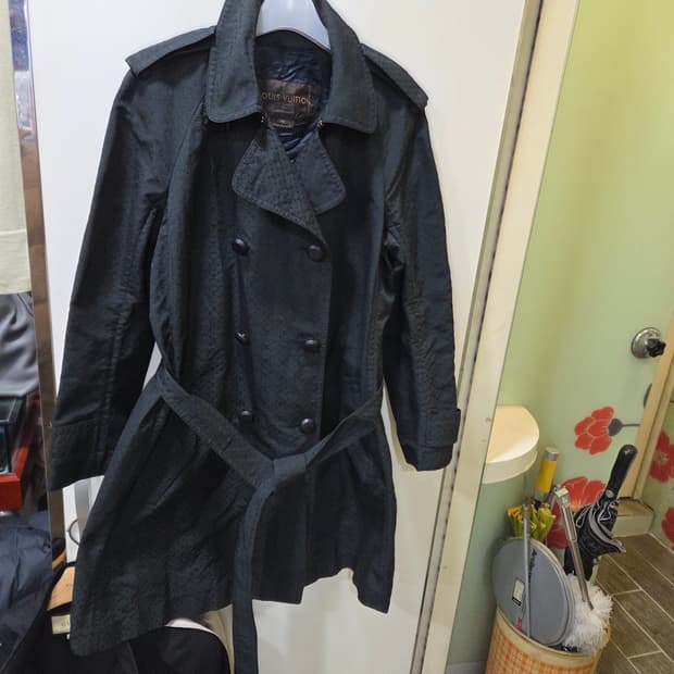 루이비통 시그니처 트랜치 코트