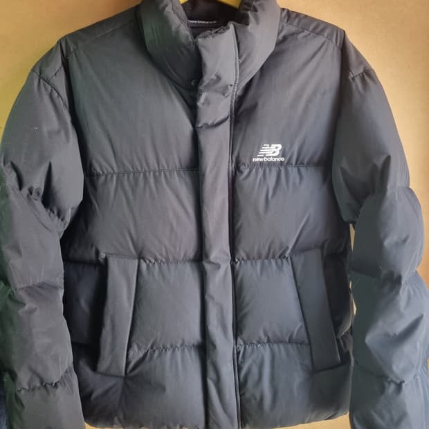뉴발란스 공용 구스 숏패딩 
