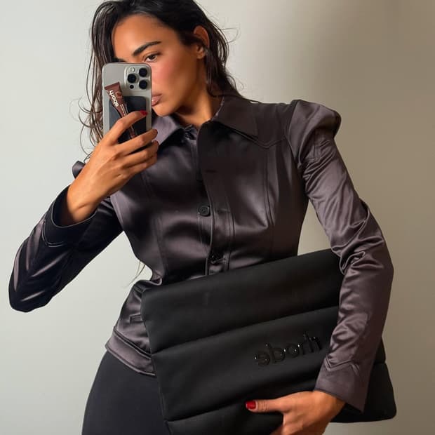 Rhode 로드 뷰티 리미티드 파우치