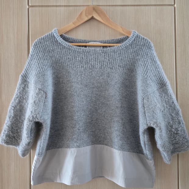 BEARDSLEY의 배색 울 앙고라 니트