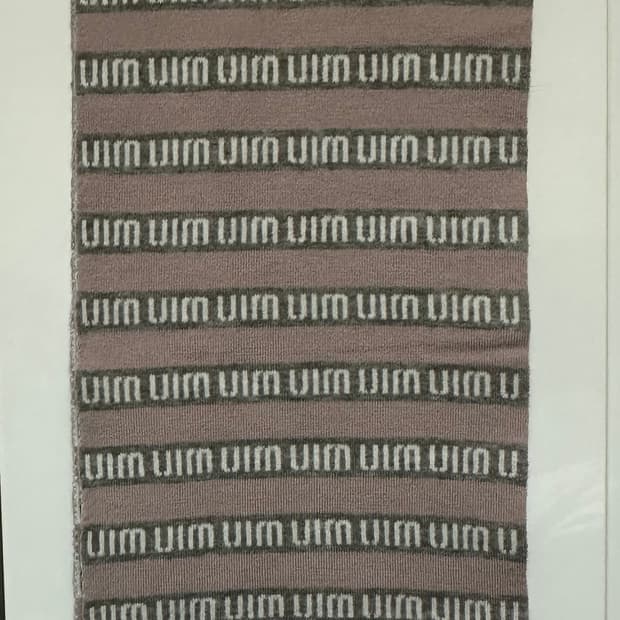 미우미우 로고 스트라이프울 머플러