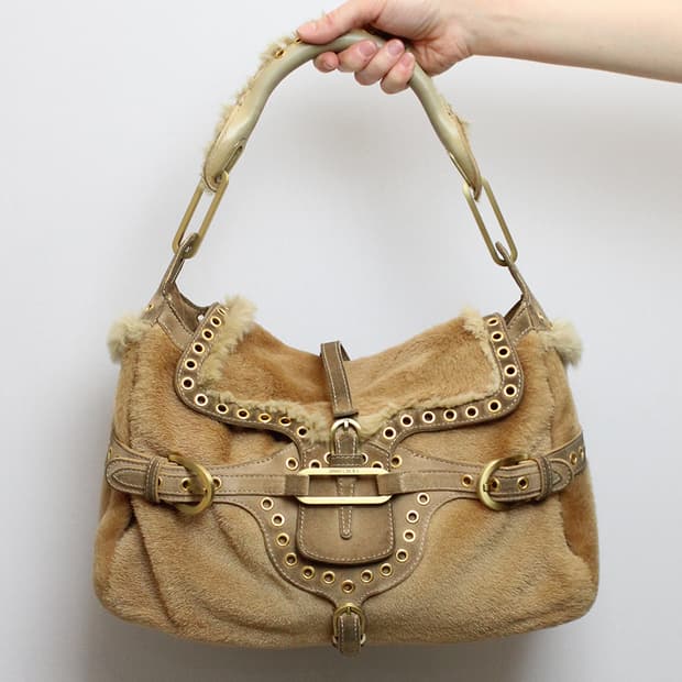 지미추 송치백 툴리타 시어링 숄더백