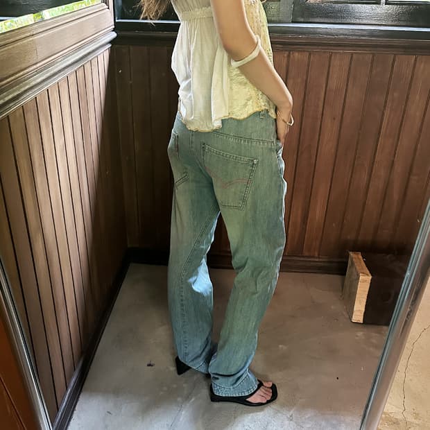 LEVI'S engineered light w30