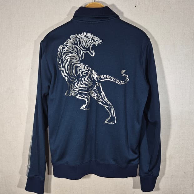 Onitsha Tiger 오니츠카타이거 실버 타이거 집업L (우리95)