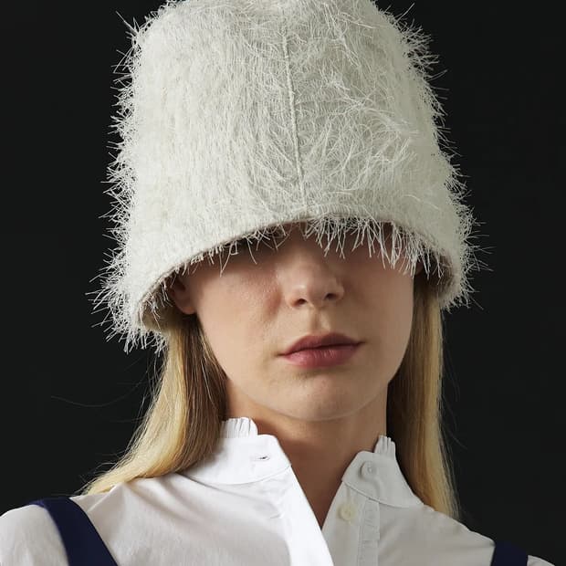 (OS) 새상품 언더컨트롤 스튜디오 스탠드 버킷햇 블로우 헤어 스노우