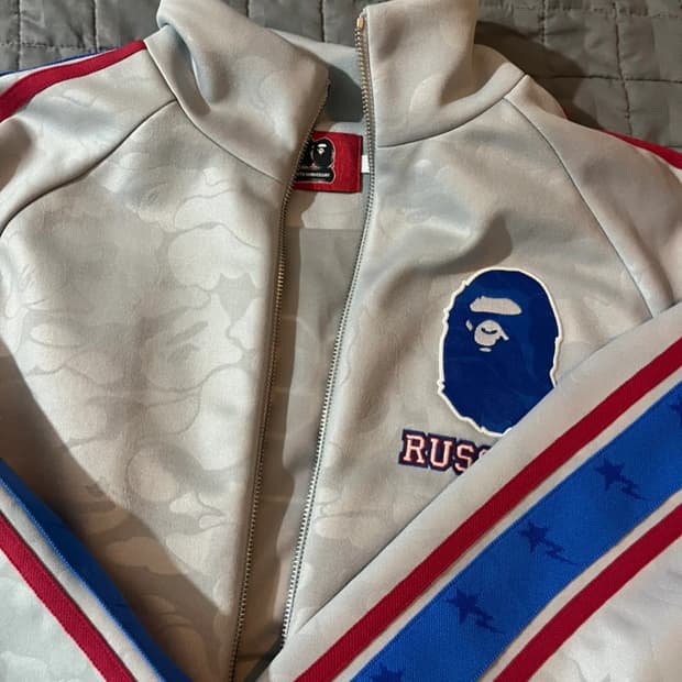 베이프 30주년 트랙자켓