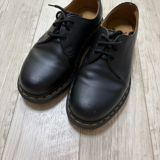 닥터마틴 1461 3홀 스무스 240