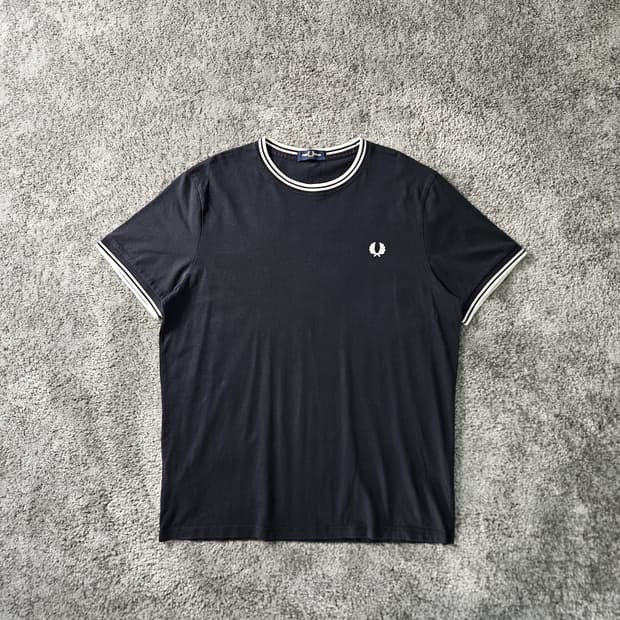 [무료배송] FRED PERRY 반팔 티셔츠