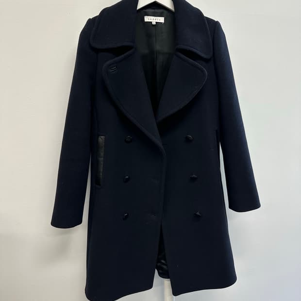 산드로 램스킨 레더 디테일 울 코트