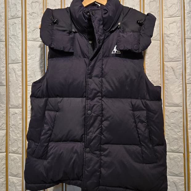 르꼬끄 구스 패딩조끼 남녀공용가능 95-100