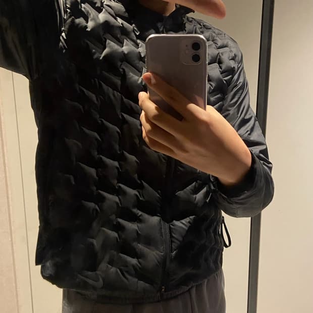 나이키 써마핏 경량패딩