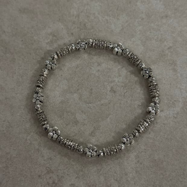 실버 플라워 팔찌