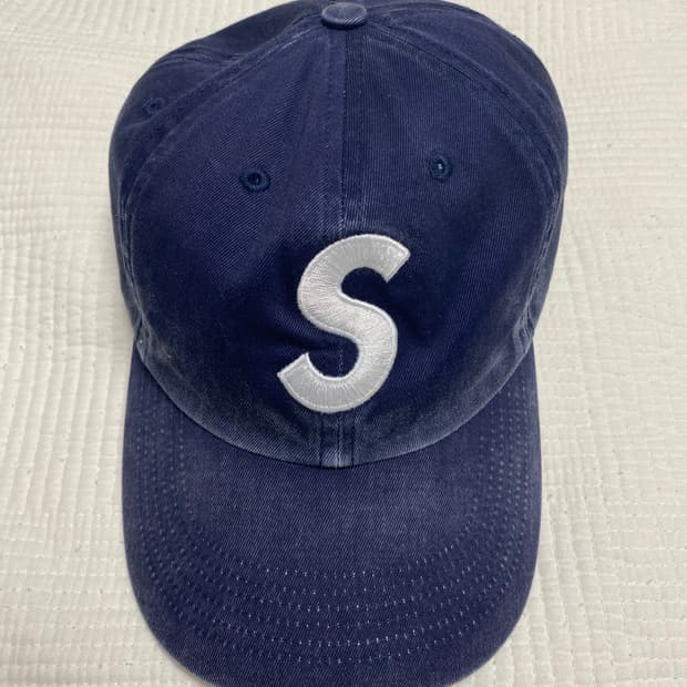 [free] 슈프림 23FW S로고 볼캡 네이비