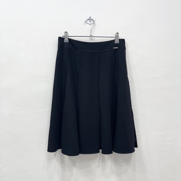 FOXEY 미디 스커트