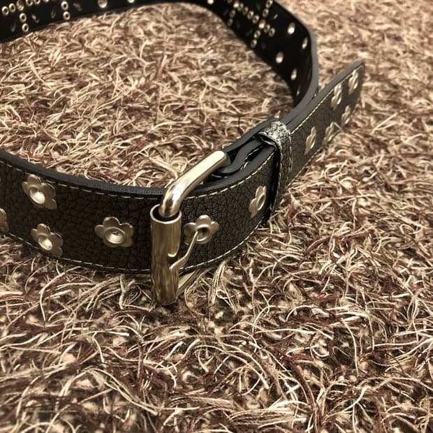 ALPACHINO 스터드 아일렛 벨트