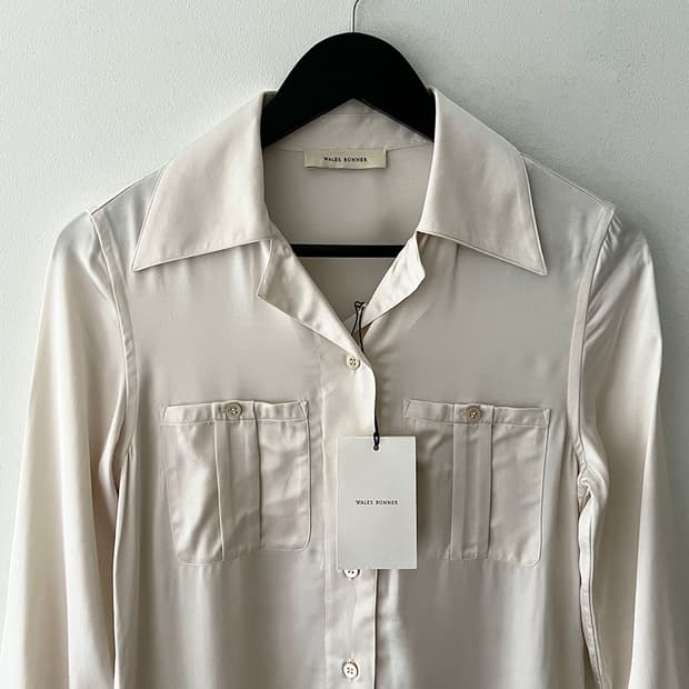 웨일즈 보너 SS22 비스코스  새틴 셔츠 드레스