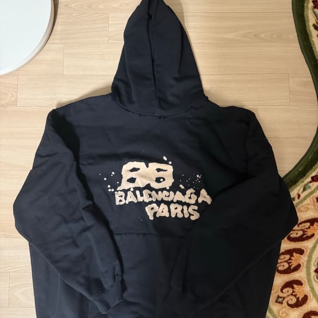 발렌시아가 BB로고 후드티 