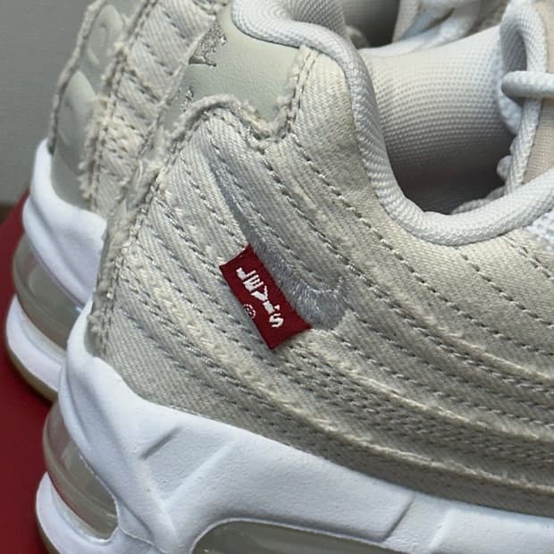 리바이스 에어맥스 275