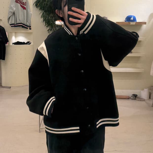 파르티멘토 블랙 모직 바시티 자켓  U65