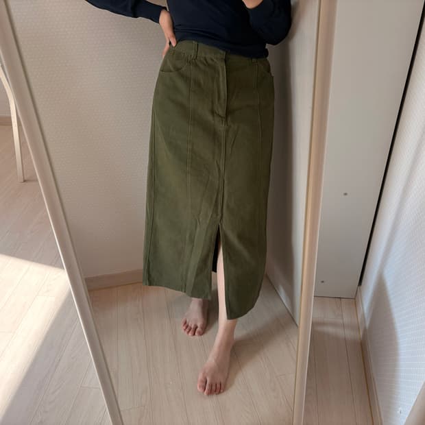 카키 앞트임 롱스커트
