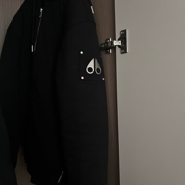 정품 무스너클 은장 버니스웨터 후드집업