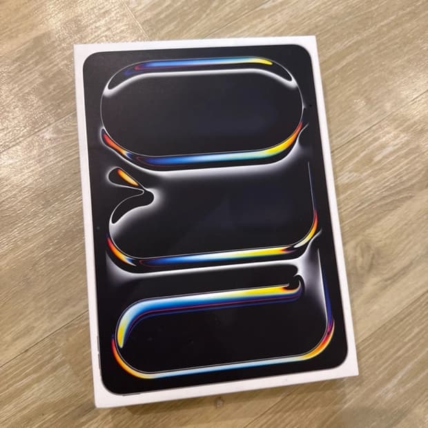 아이패드 프로 m4 11 256 셀룰러 +매직키보드 +애플펜슬 프로