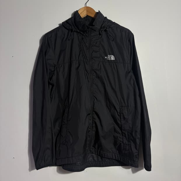 노스페이스 블랙 경량 바람막이 자켓 (무료배송)