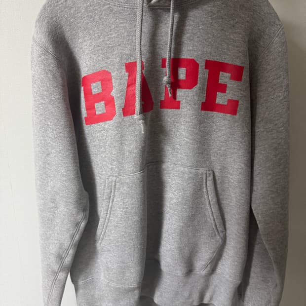 베이프 빅로고 스펠아웃 후드티