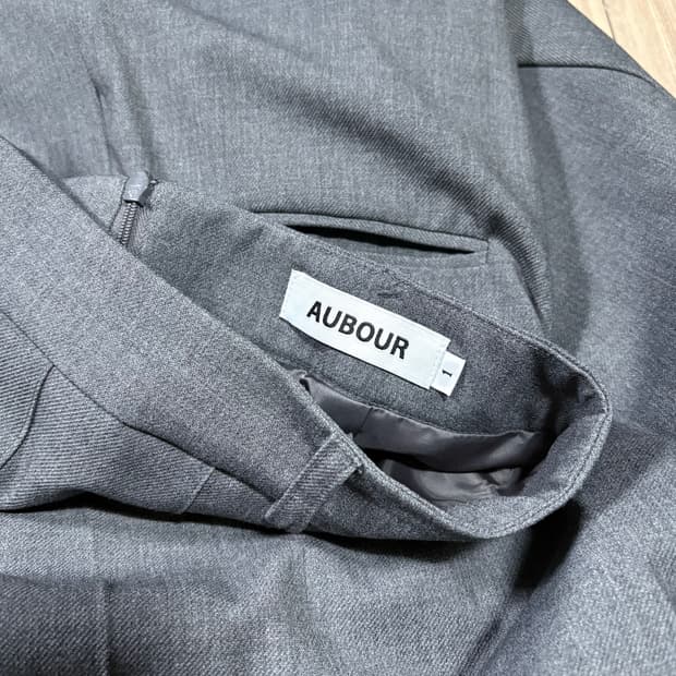 아우브아워 스커트