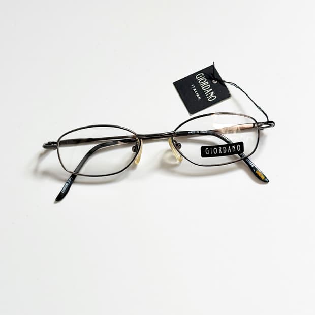 90s GIORDANO 슬림 오벌 건메탈 프레임 빈티지 안경