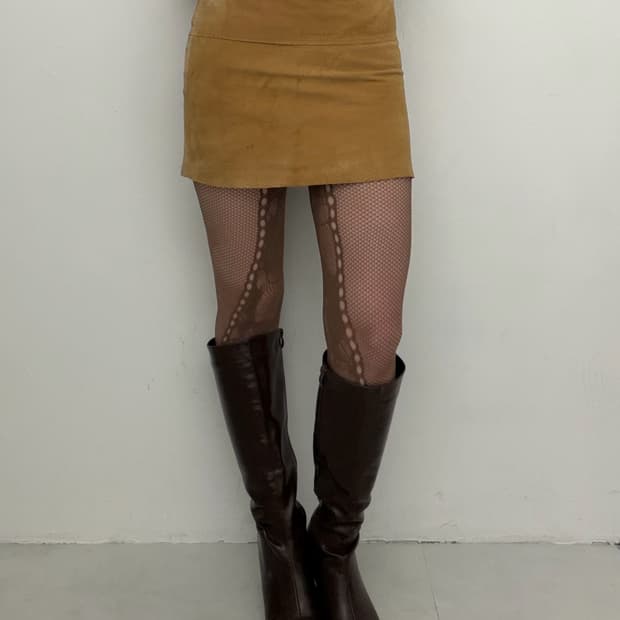 베이지 스웨이드 미니 스커트 