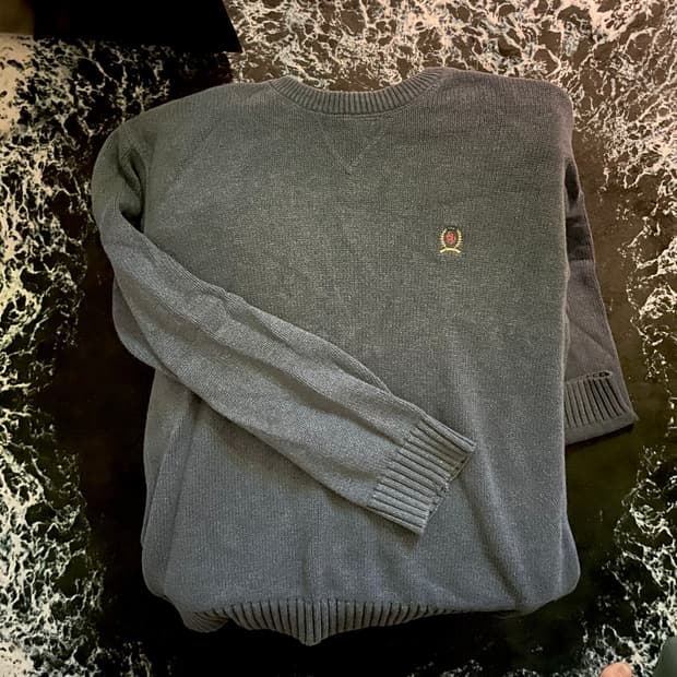 Tommy Hilfiger vintage knit