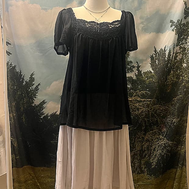 Blouse skirt set