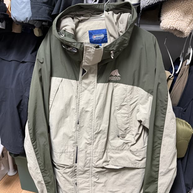아웃도어 프로덕트 윈드브레이커 105