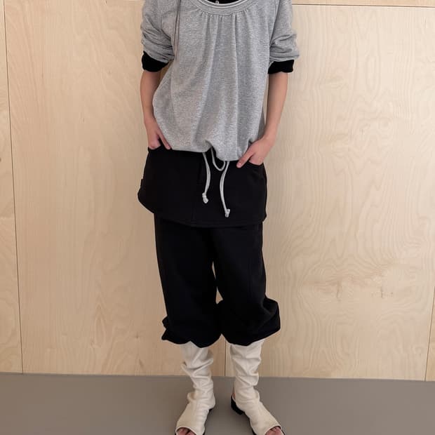 세릭 라운드 햄스트링 탑 그레이