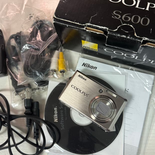 (풀박스) Nikon coolpix s600 디카 최저가