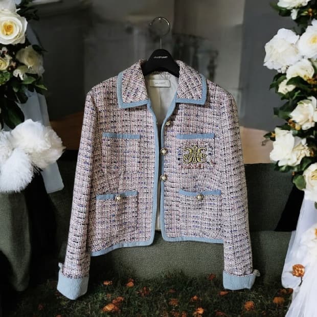 JJ지코트 믹스 텍스쳐 크롭 트위드 자켓 66 /상태좋음/정가 30만